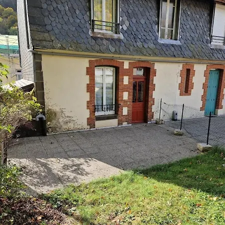 Lejlighed Bel F2 Avec Terrasse, Jardinet Et Cave - Mont-dore Centre - Fr-1-415-138 Le Mont-Dore