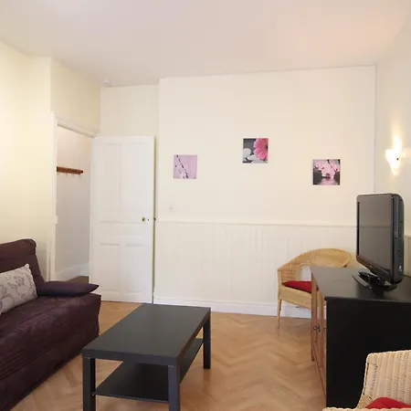 Bel F2 Avec Terrasse, Jardinet Et Cave - Mont-dore Centre - Fr-1-415-138 Apartment