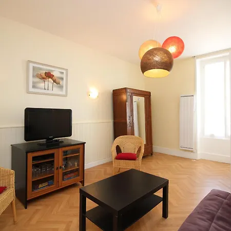 Bel F2 Avec Terrasse, Jardinet Et Cave - Mont-dore Centre - Fr-1-415-138 *